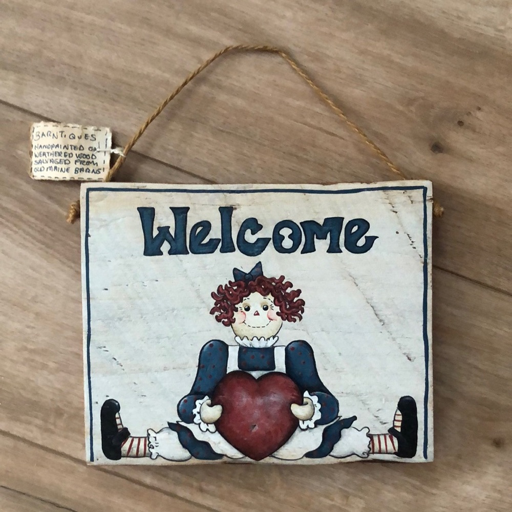 Raggedy Ann Welcome sign